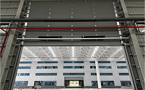 吉木萨尔工业提升门