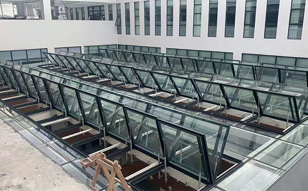 百安科技有限公司近期吉木萨尔排烟窗项目案例分享