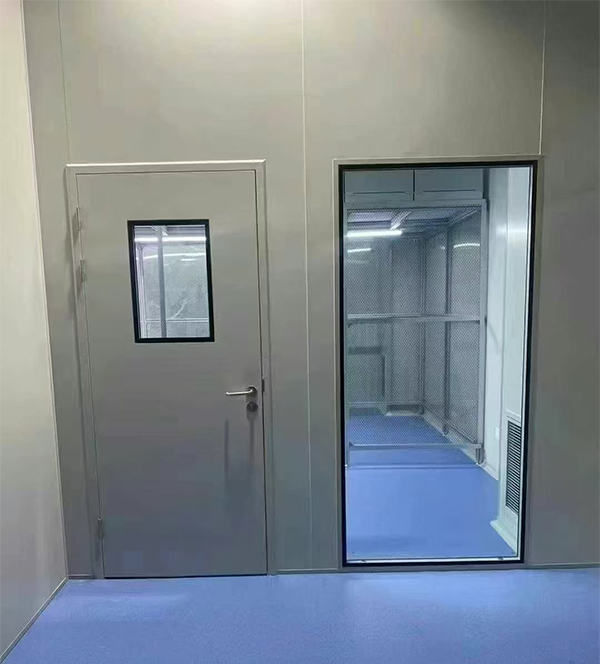 学校教学楼完成吉木萨尔防火门标准化安装 学校教学楼完成吉木萨尔防火门标准化安装